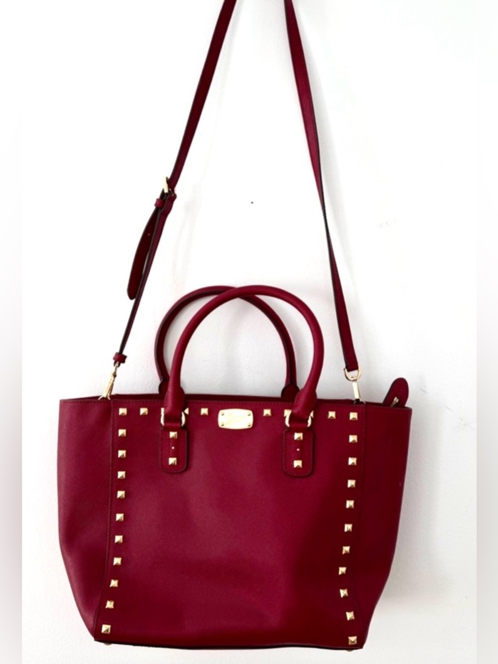 Michael Kors Elegant Burgundy Tote Bag
